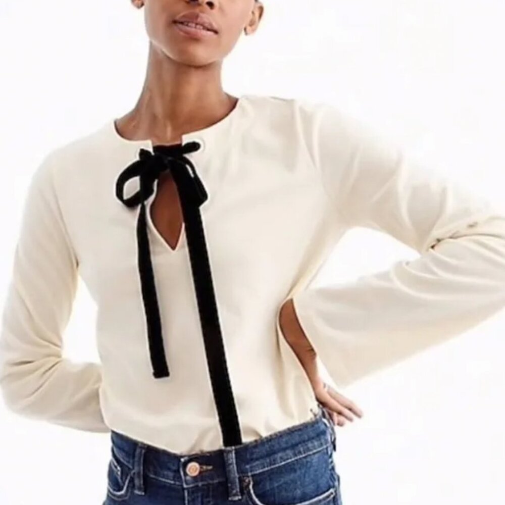 J. CREW LS KNIT TOP WITH BLACK VELVET BOW, XXS